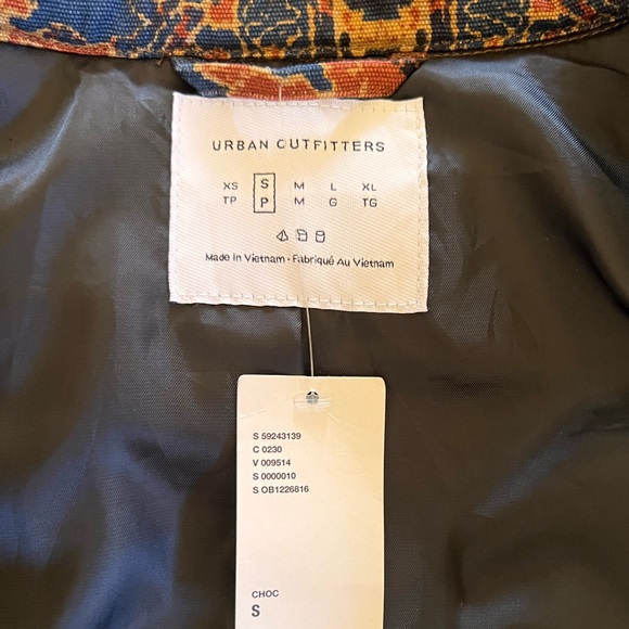 Urban Outfitters Quilted Printed Jacket NWT Choc Brown Size S - Picture 10 of 13